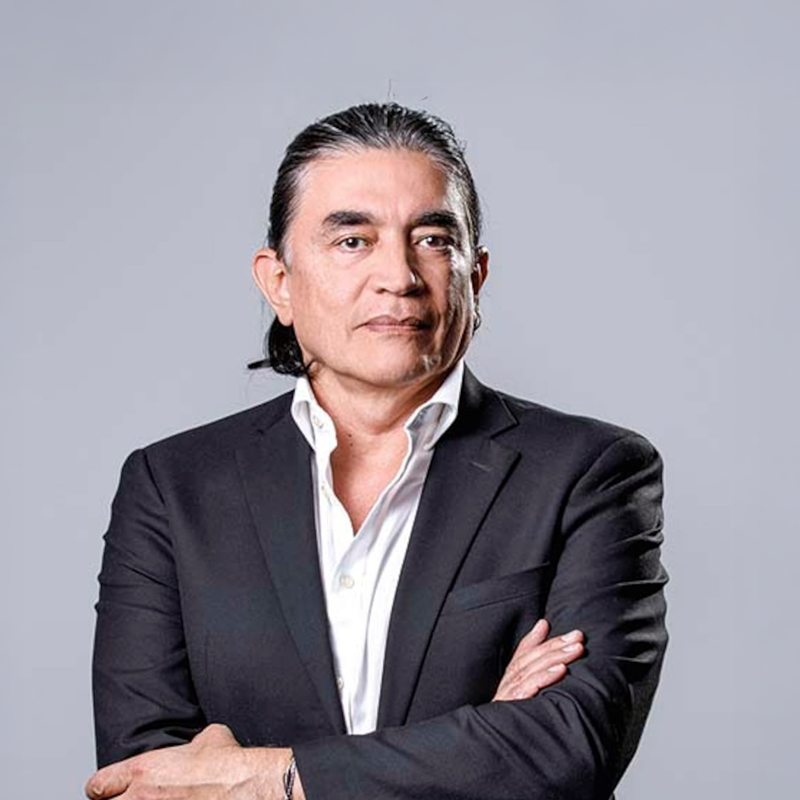 Gustavo Bolívar 
Precandidato presidencial