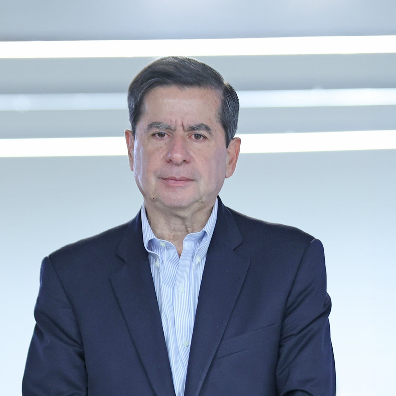 Juan Fernando Cristo. Ex Ministro del Interior