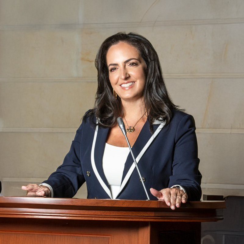 María Fernanda Cabal 
Precandidata Presidencial