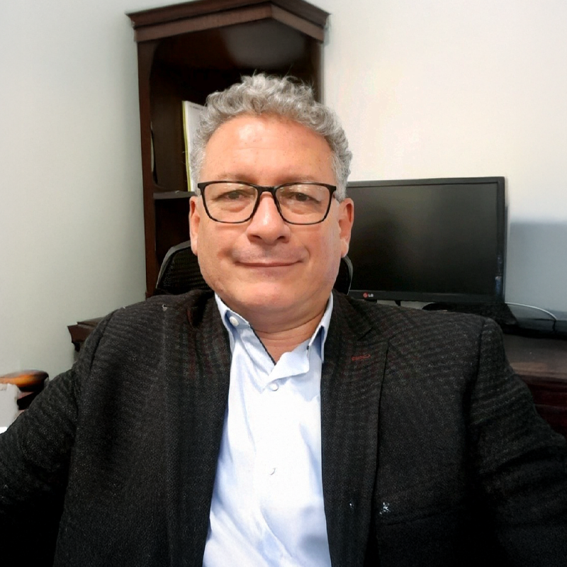 Ramón Antolínez Jr. Consultor experto en Energía